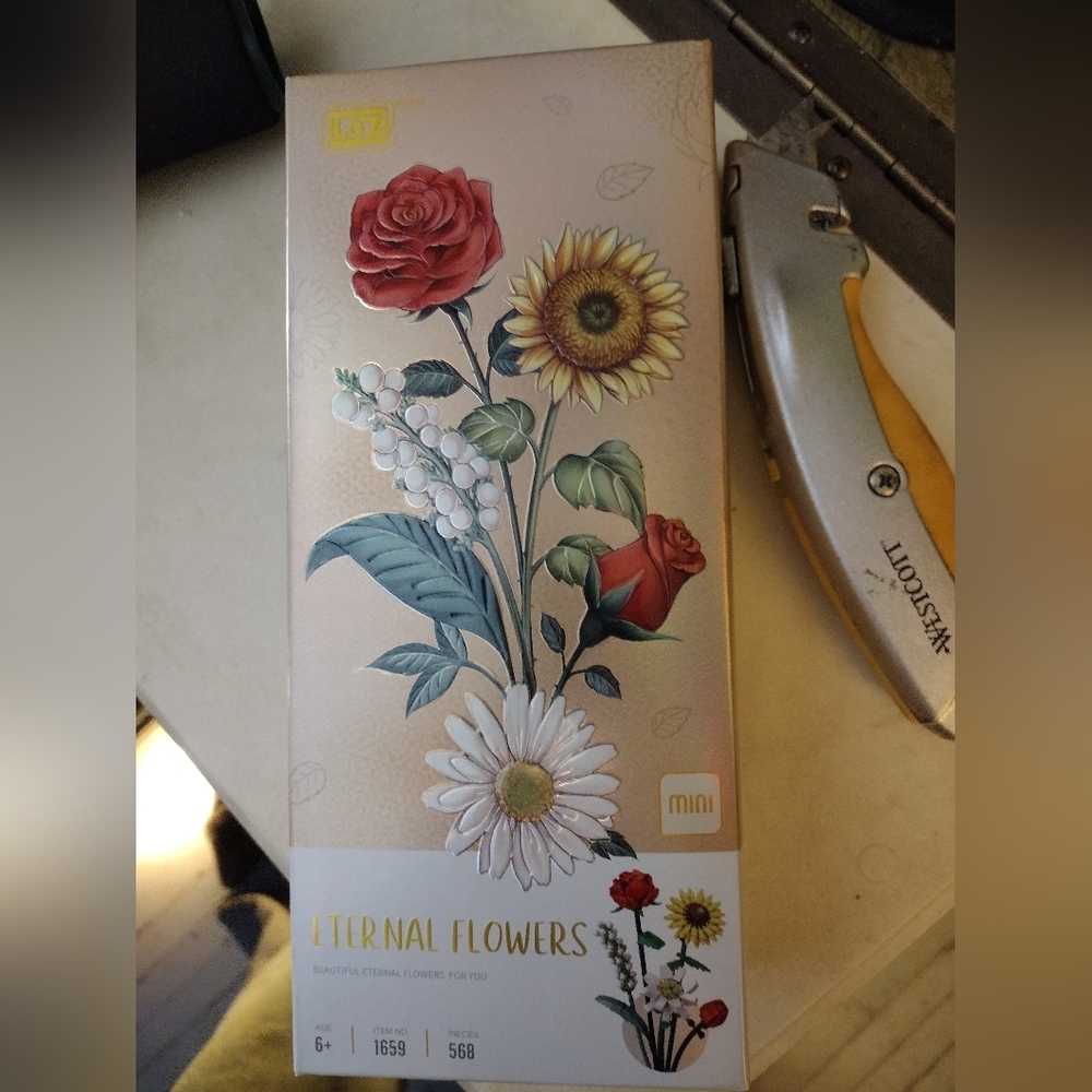 Brand New LOZ Eternal Flowers